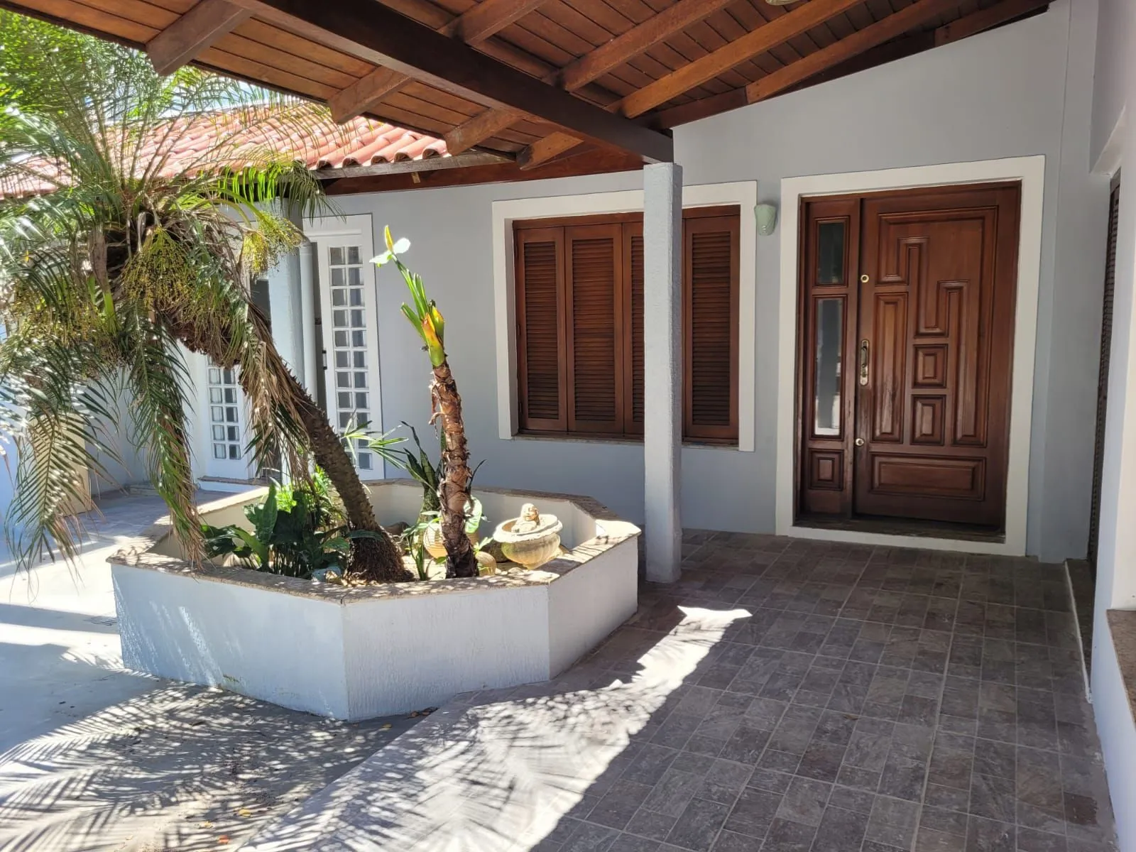Imagem Casa no bairro Ipanema com 291 m² de área privativa e 8 garagens