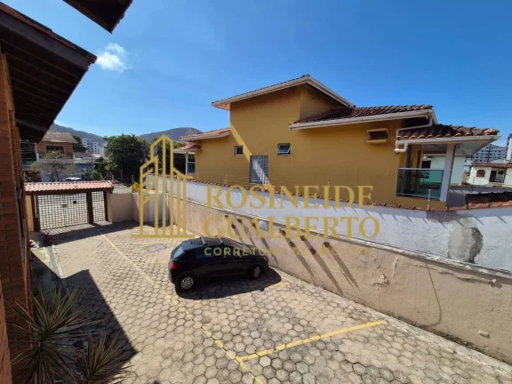 Imagem Sobrado com 2 Dormitórios a 250m da Praia Martim de Sá
