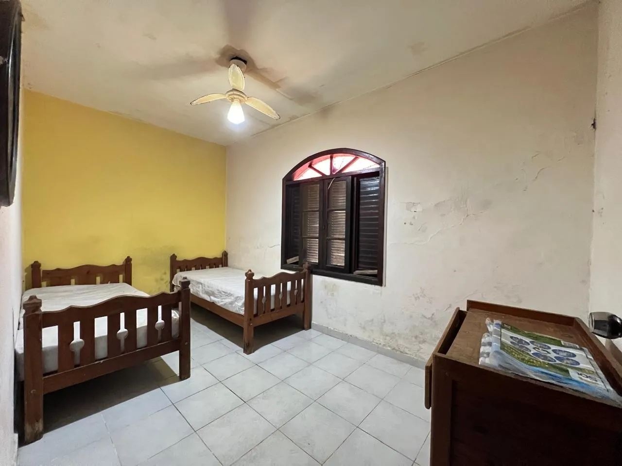 Imagem Casa para Venda em Praia Grande, Real, 2 dormitórios, 1 suíte, 2 banheiros, 2 vagas
