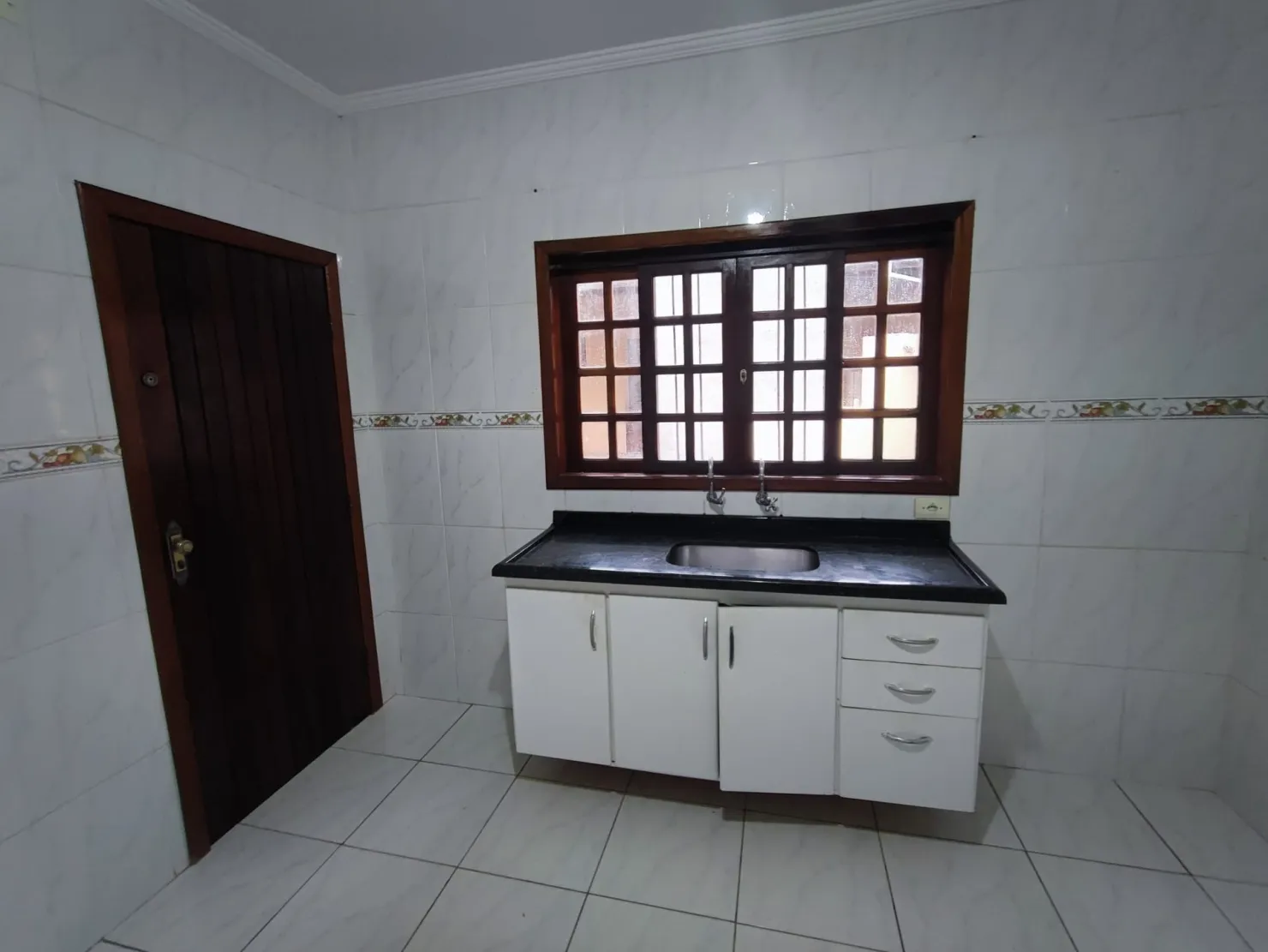 Imagem Casa à venda 3 Quartos, 1 Suite, 2 Vagas, 250M², Bela Vista, Pindamonhangaba - SP