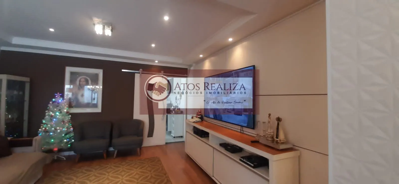 Imagem Vendo oportunidade na região de campo grande - São Paulo, Sobrado com 3 dormitórios, 1 suíte, 3 banheiros, 1 vaga coberta com basculante de ventilação, Churrasqueira, sistemas de monitoramento moderno e inteligente.