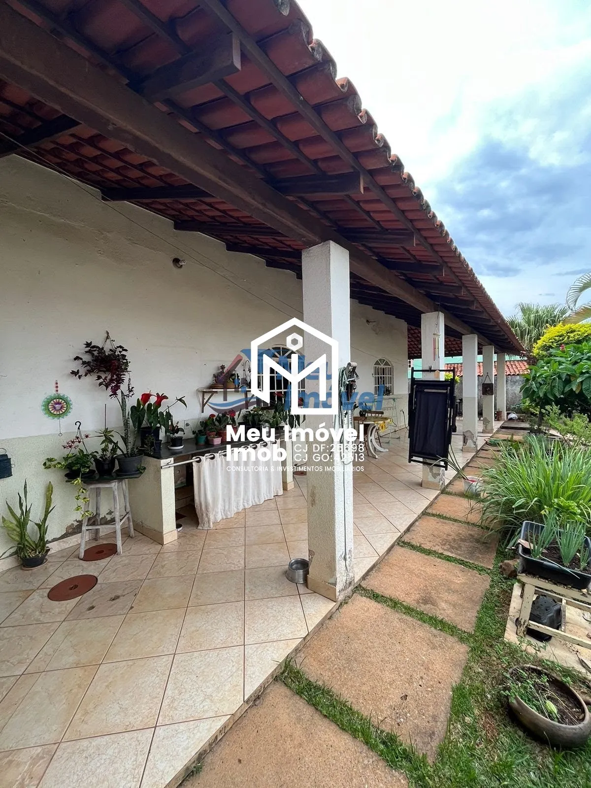 Imagem Casa 3 Quartos 2 Suítes 8 Vagas 800m² 100% Laje Escriturado