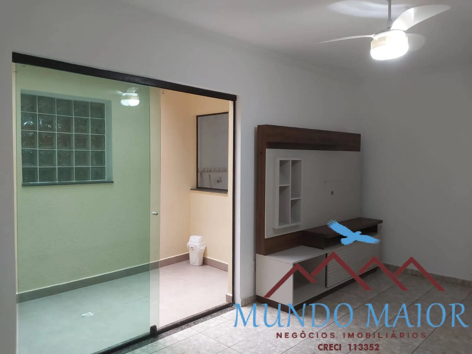 Imagem Imperdível! Apto 3 Dorms com 2 Quintais e 2 Vagas - Baixo Custo Fixo!!