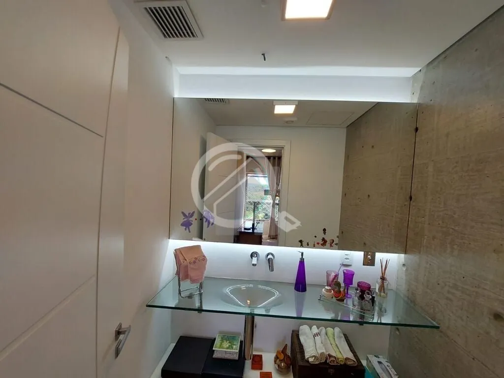 Imagem Que tal morar em um apartamento alto padrão no coração do bairro Petropolis em Porto Alegre? Com ...