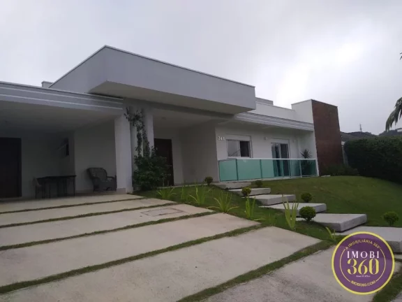 Imagem Linda casa de alto padrão em condomínio de chácara