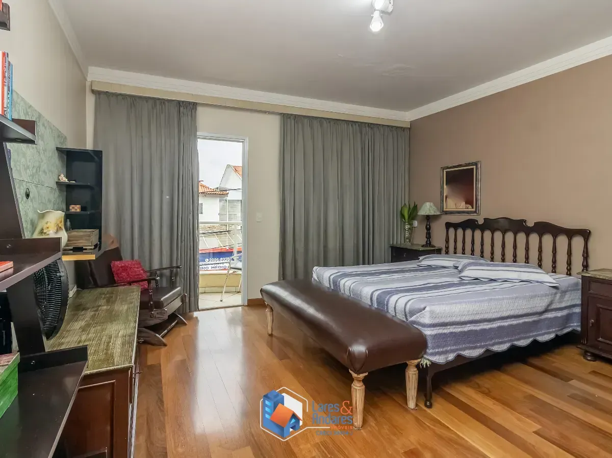 Imagem Sobrado para venda em Vila Carrão com 3 quartos, sendo 3 suítes, 289m²