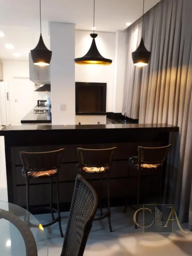 Imagem Apartamento para Temporada em Itapema, Meia Praia, 3 dormitórios, 3 suítes, 3 banheiros, 2 vagas