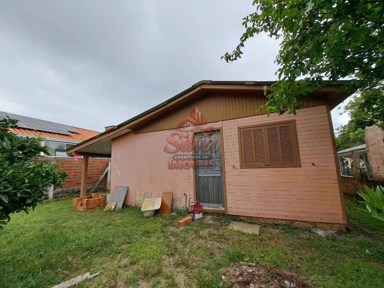 Imagem Casa 3 dormitórios com pátio cercado em Presidente