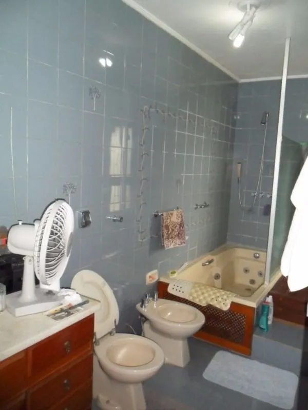 Imagem Casa para Venda - 290m², 3 dormitórios, sendo 1 suites, 3 vagas - Nonoai