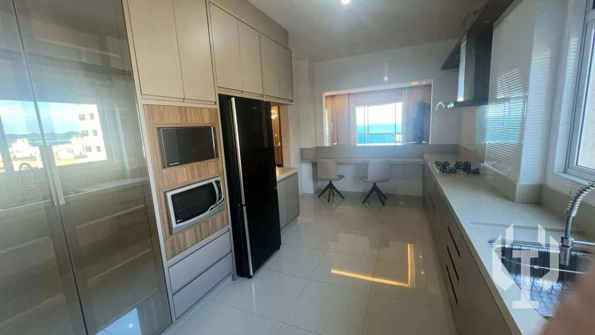 Imagem Apartamento à venda, no EDIFÍCIO MOUNT EVEREST em Itapema, Meia Praia, com 4 quartos, 268,27m2