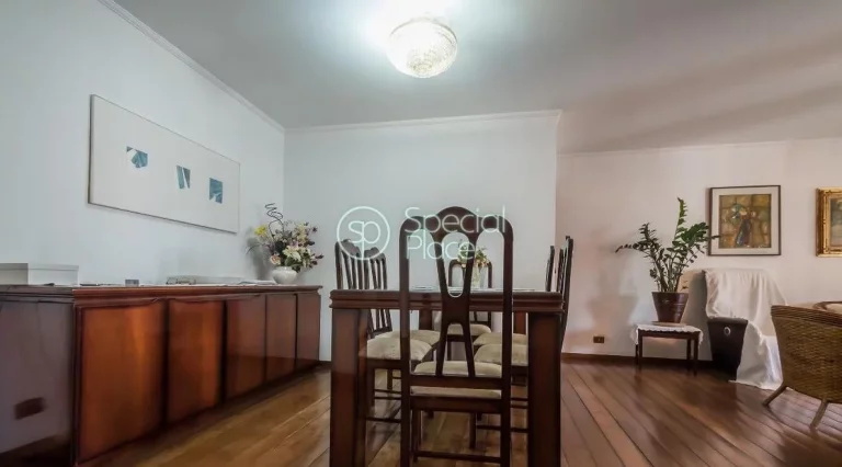 Imagem Amplo apartamento no miolo do Brooklin, 170 m², andar alto, sala para dois ambientes com ar condici...