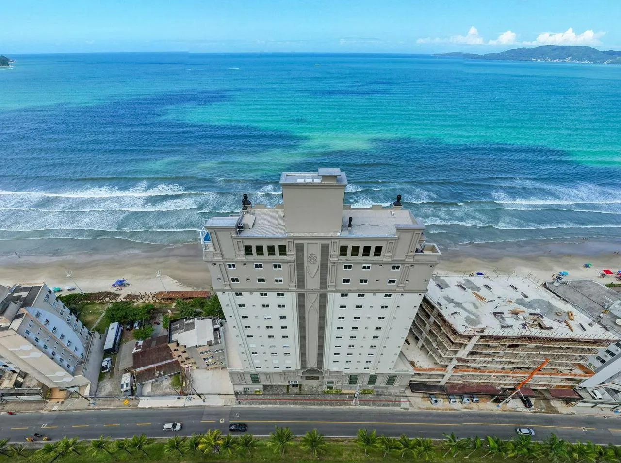 Imagem Apartamento com vista para o mar à venda com 182m2 por R$ 6.500.000,00