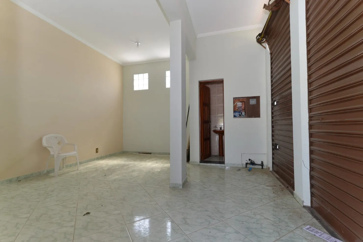 Imagem Casa à venda 2 Quartos, 1 Vaga, 220M², Chácara São Silvestre, Taubaté - SP