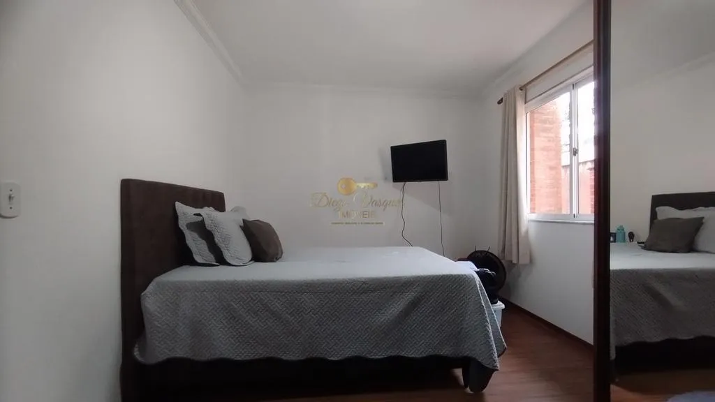 Imagem Casa em Condomínio para Venda em Teresópolis / RJ no bairro Araras