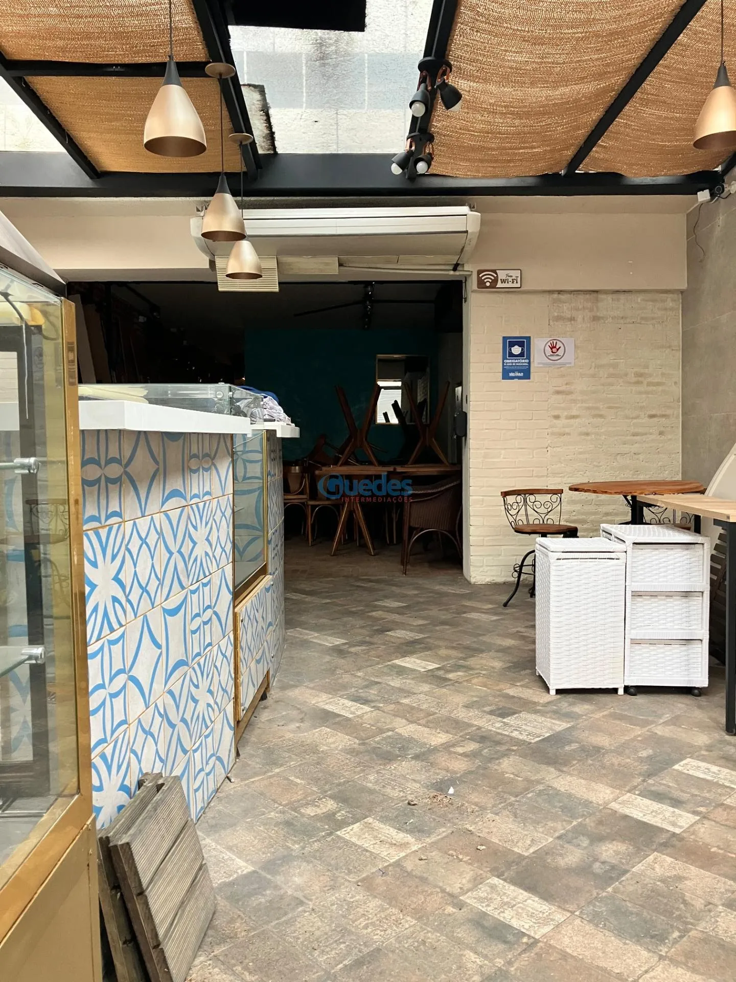 Imagem Imóvel comercial à venda, inclui instalações para restaurante. R$ 1.400.000