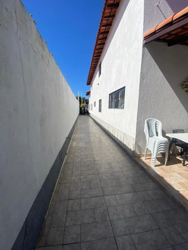 Imagem LINDO SOBRADO COM PISCINA A 20 METROS DO MAR NO CIBRATEL II