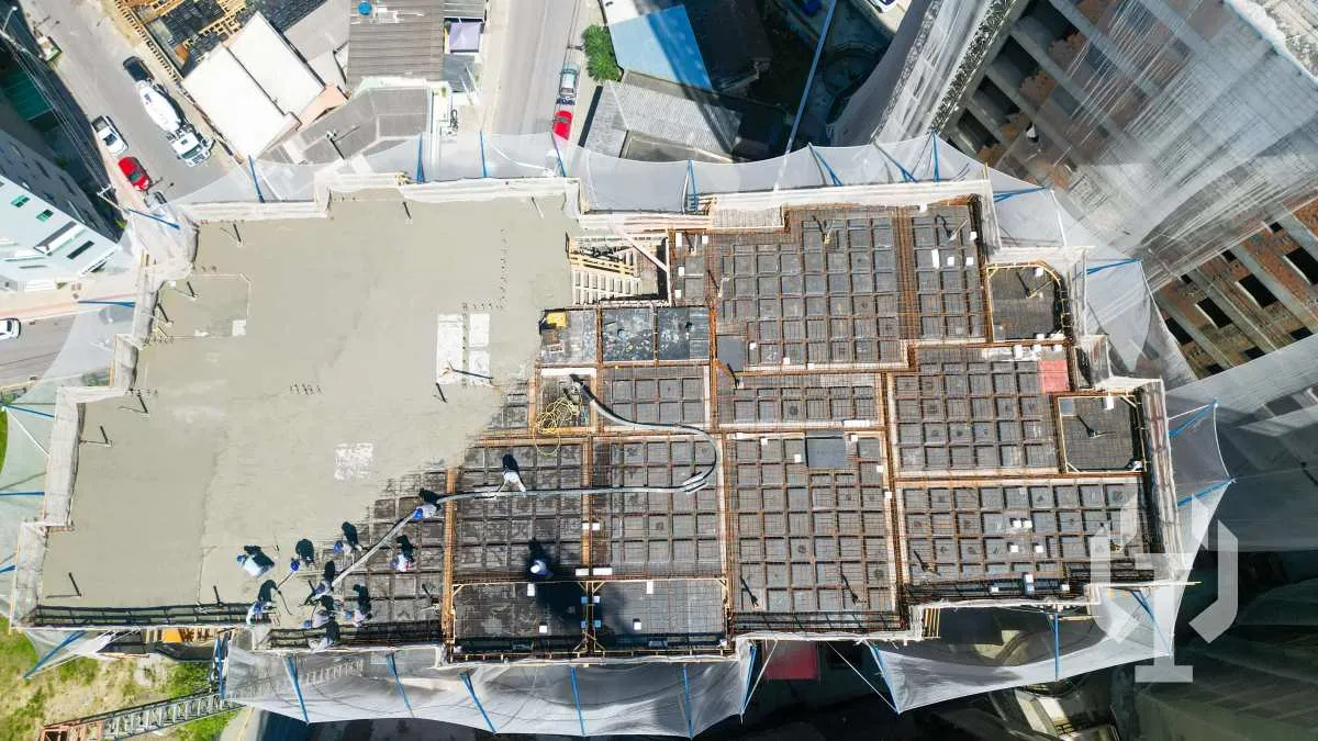 Imagem OPORTUNIDADE PARA PAGAMENTO A VISTA HÁ 400M DO MAR COM LAZER COMPLETO