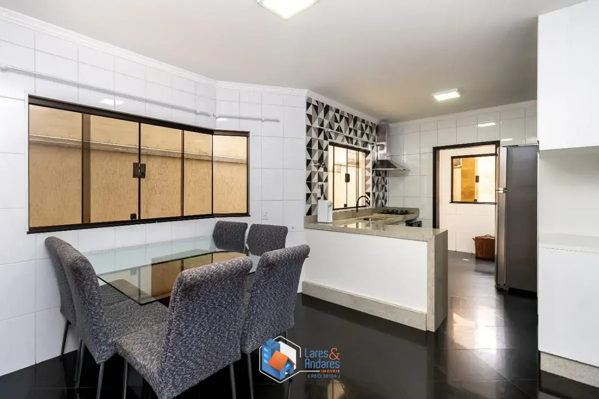 Imagem Sobrado para venda em Vila Ivg com 3 quartos, sendo 1 suíte, 125m²