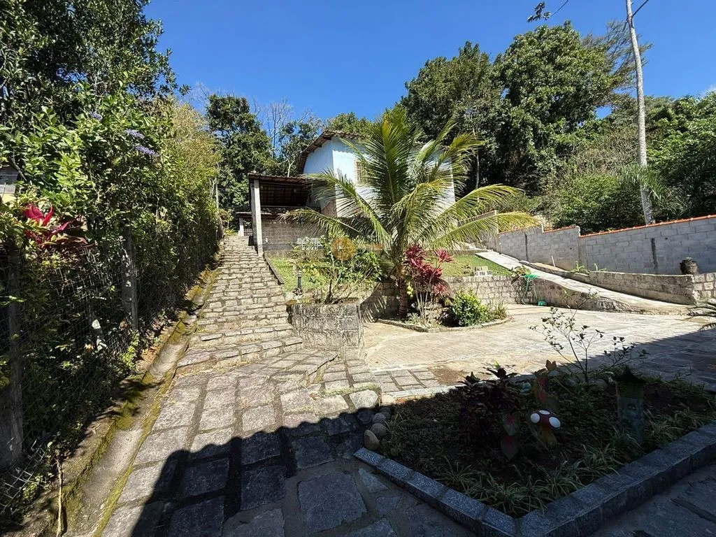 Imagem Casa em Condomínio para Venda em Guapimirim / RJ no bairro Limoeiro