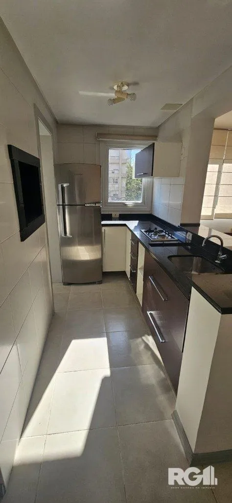Imagem Lindo Apartamento Mobiliado de 1 domitório com 1 Suíte e Sacada