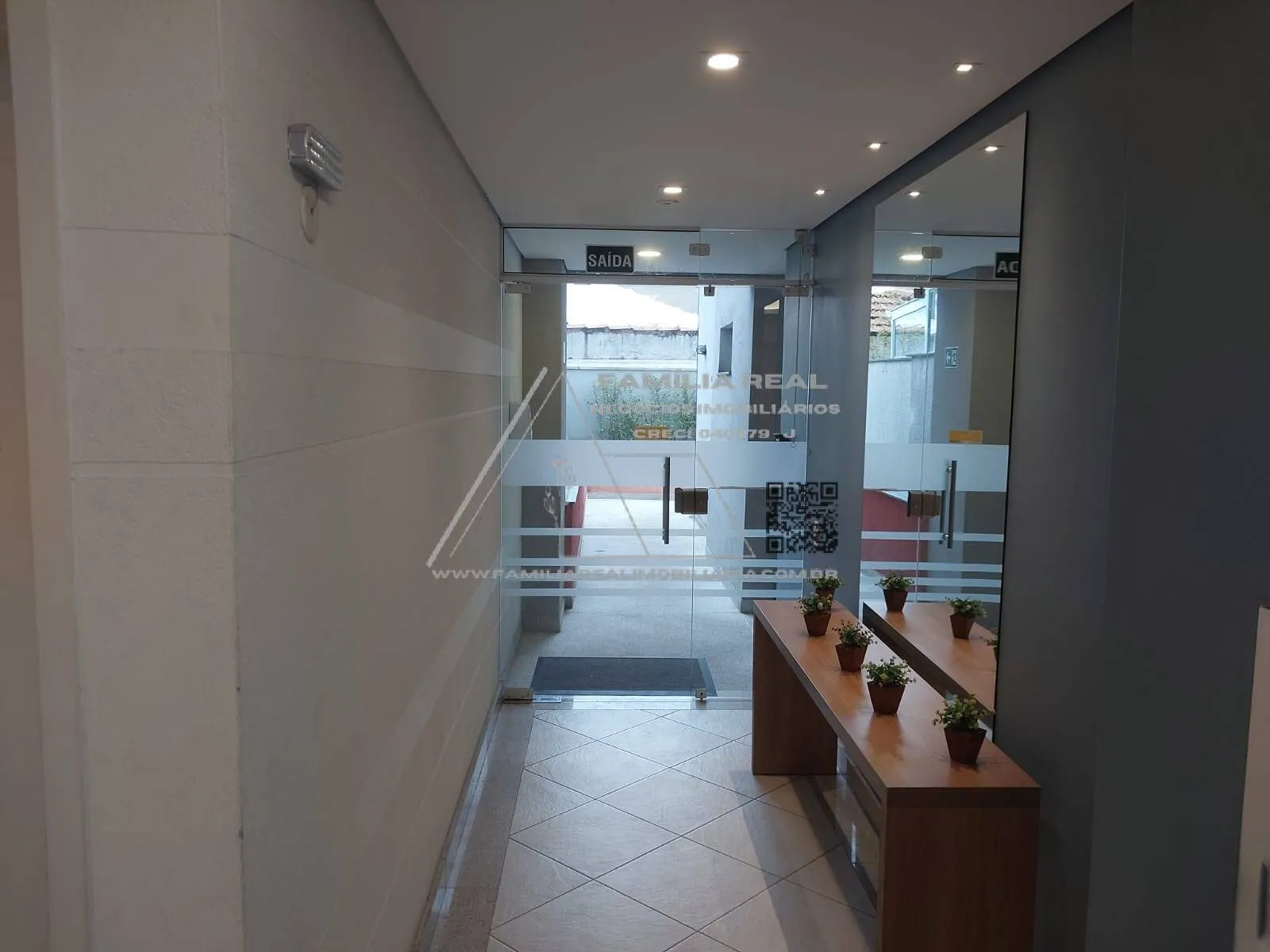 Imagem Apartamento, com 03 Dormitórios, com sacada e 2 vagas fixas, à venda, na Vila Aricanduva.