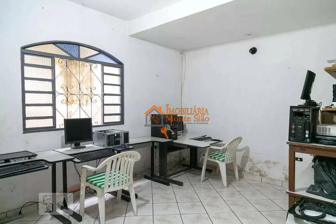 Imagem Sobrado com 4 dormitórios à venda, 250 m² por R$ 742.000,00 - Gopoúva - Guarulhos/SP