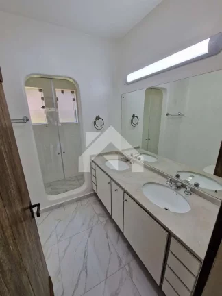 Imagem Casa de Condomínio em Chácara Granja Velha - Cotia