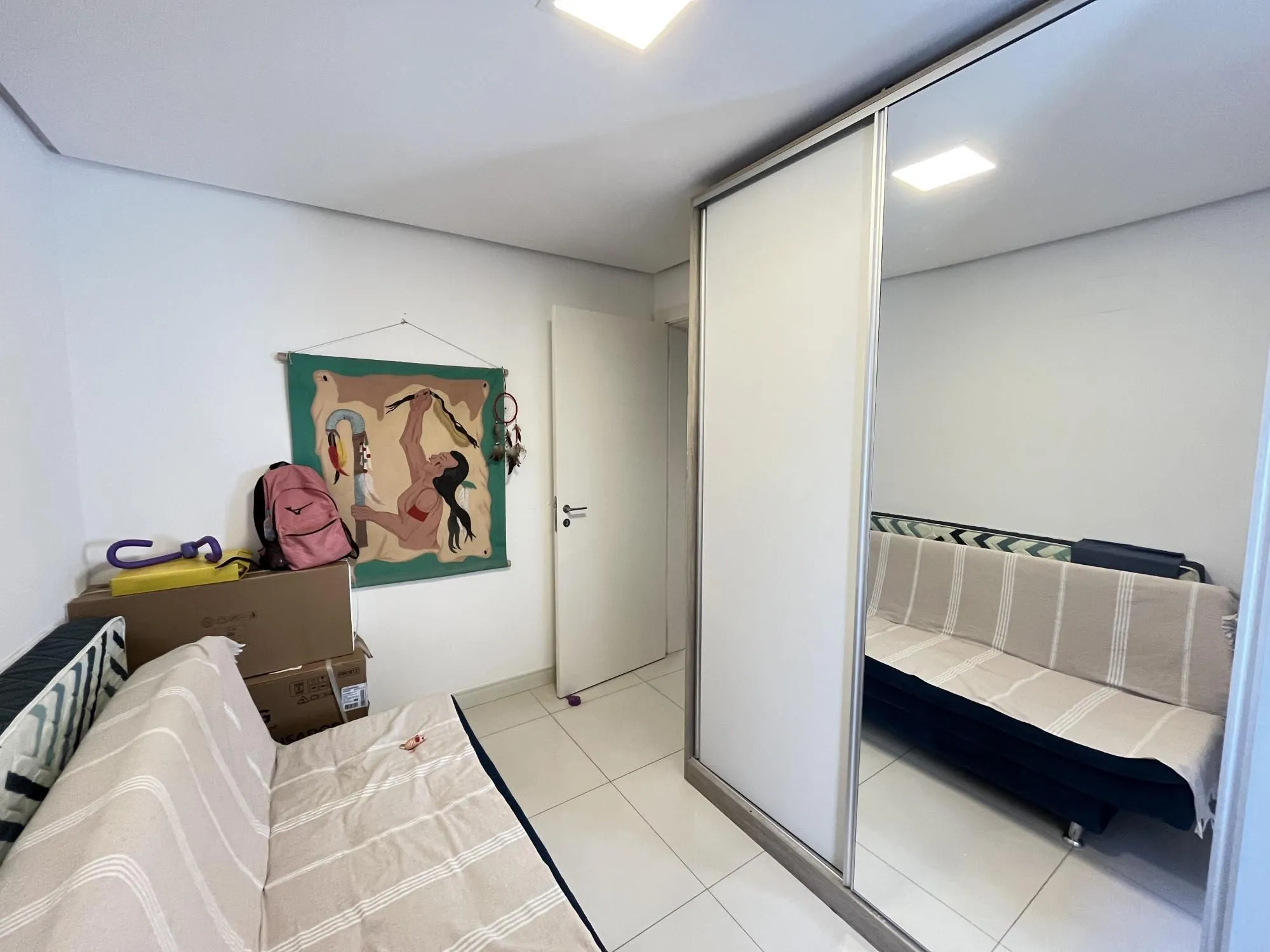 Imagem Apartamento de 2 quartos, suíte e 1 vaga de garagem no bairro Santana em POA/RS