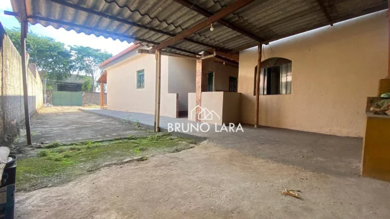 Imagem Casa com 4 dormitórios para alugar, 160 m² por R$ 4.400,00/mês - Cidade Clube Residencial - Igarapé/MG