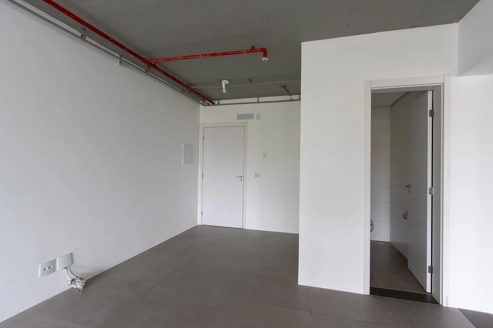 Imagem Conjunto/Sala para Venda - 118.74m², 0 dormitórios, São João