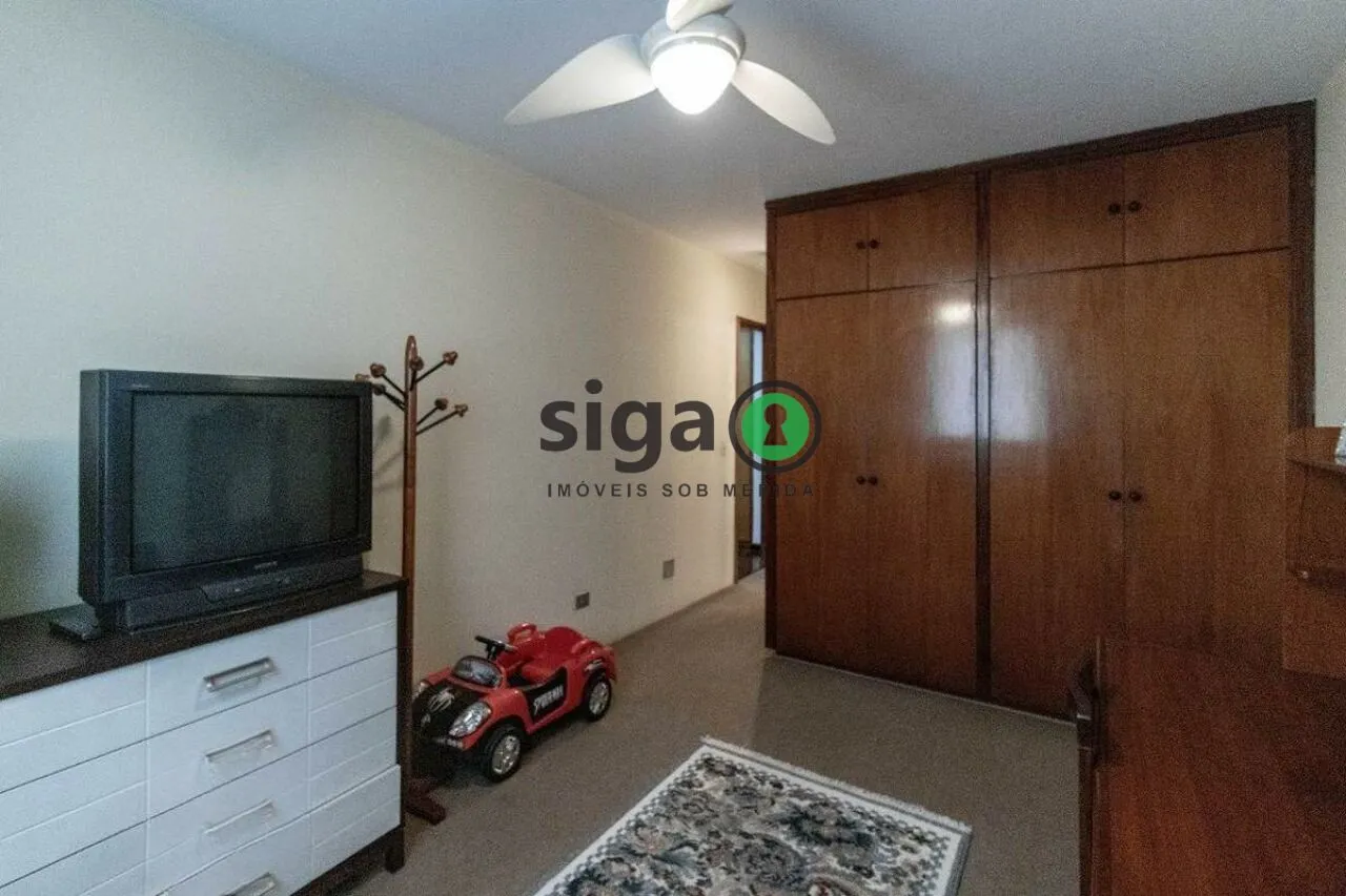 Imagem Apartamento em Moema de 4 Quartos com 4 Vagas - 275m² à Venda.