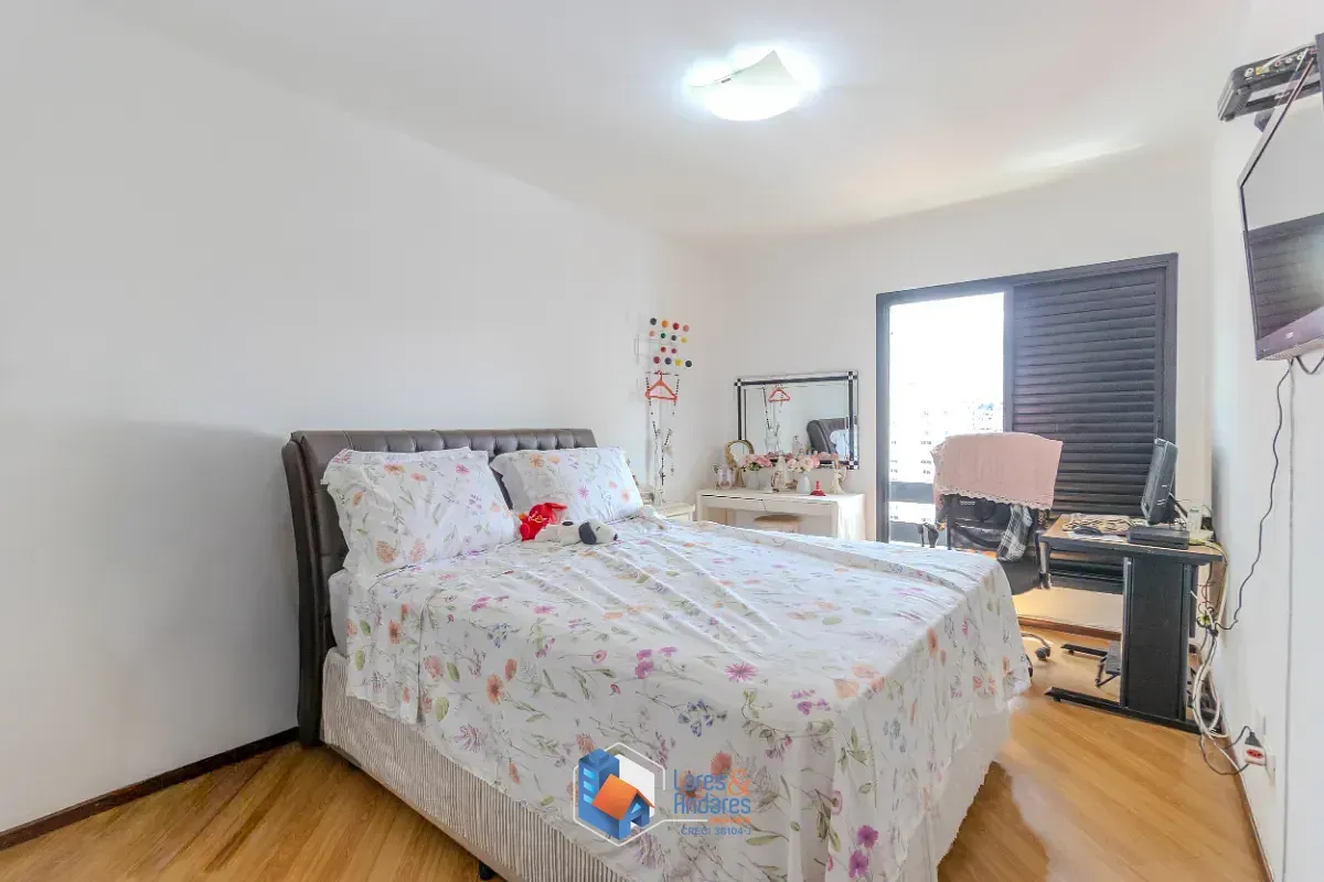 Imagem Apartamento para venda em Indianópolis com 4 quartos, sendo 2 suítes, 180m²