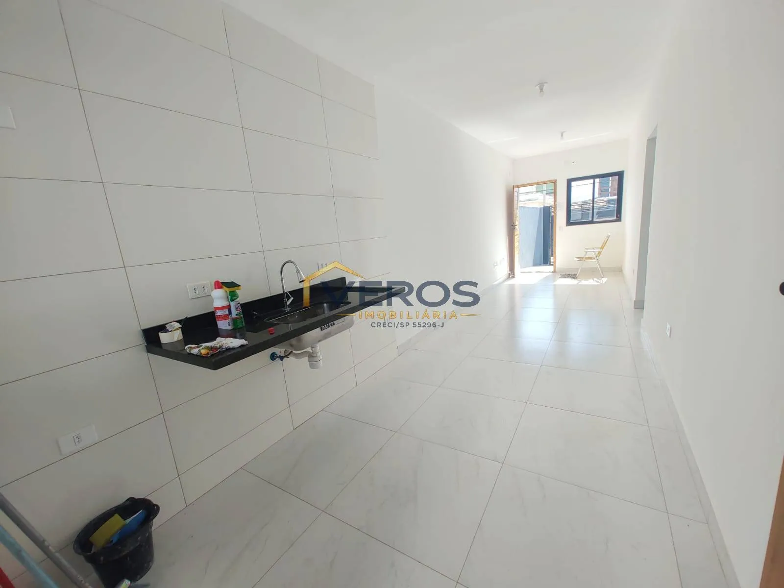 Imagem Casa nova com churrasqueira para venda no Balneário dos Golfinhos Caraguá