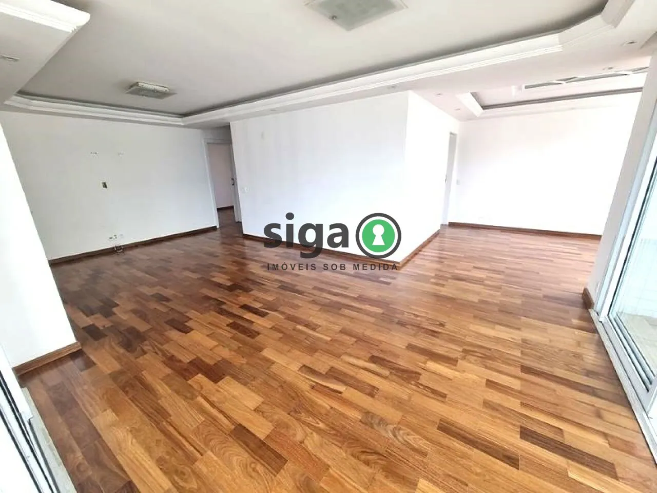 Imagem Apartamento no Brooklin | 205 m² - 3 Suítes - Andar Alto - Hall Privativo