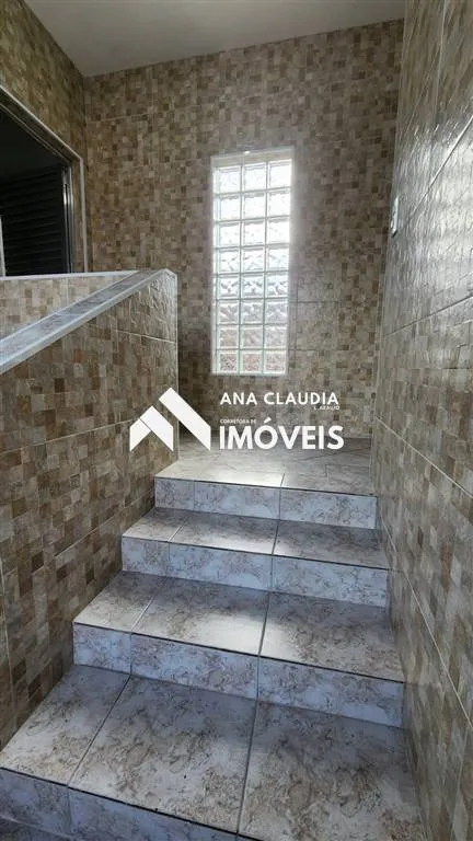 Imagem Casa a venda em Mongaguá, lote inteiro