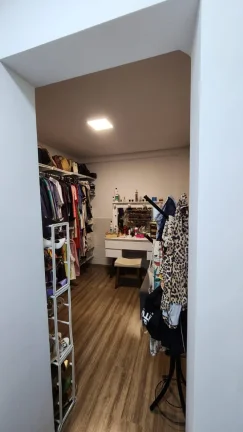 Imagem Linda casa totalmente reformada à venda. Ao lado do Parque Regional da Criança!