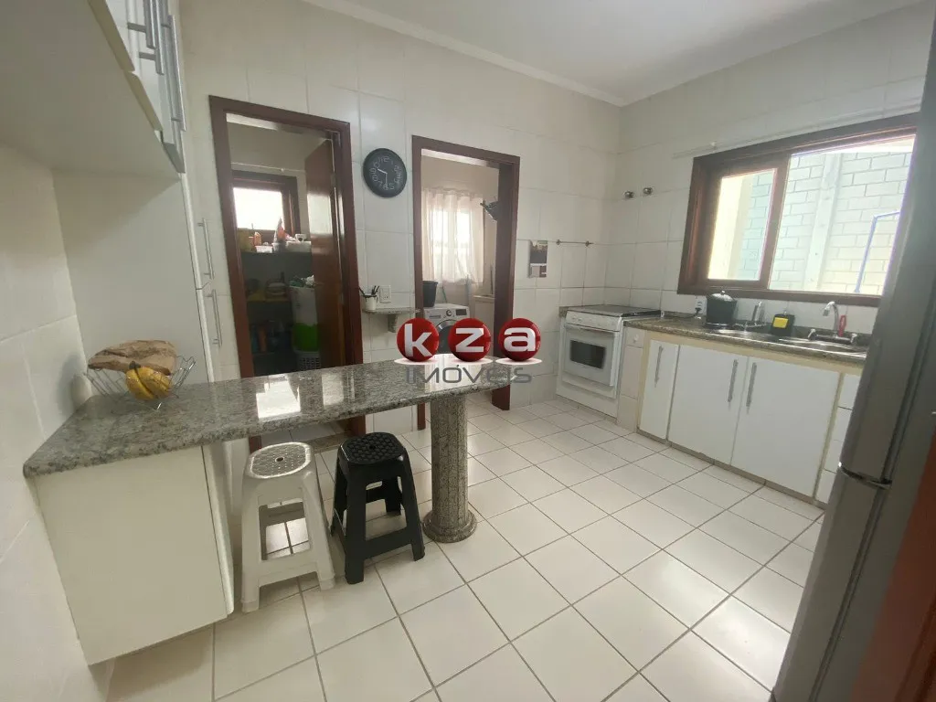 Imagem Casa a venda em condomínio em Valinhos-SP, fácil acesso para rodovias e Campinas: 3 quartos, 1 suite, 3 salas, 4 banheiros, 2 vagas.