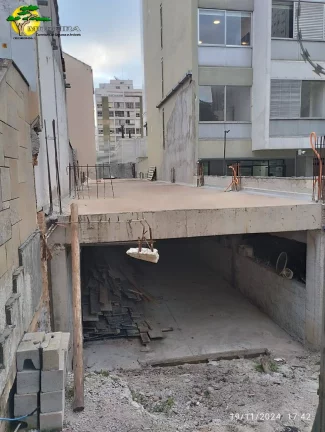 Imagem PREDIO EM CONSTRUCAO AO LADO DO METRO NAS PERDIZES - SP