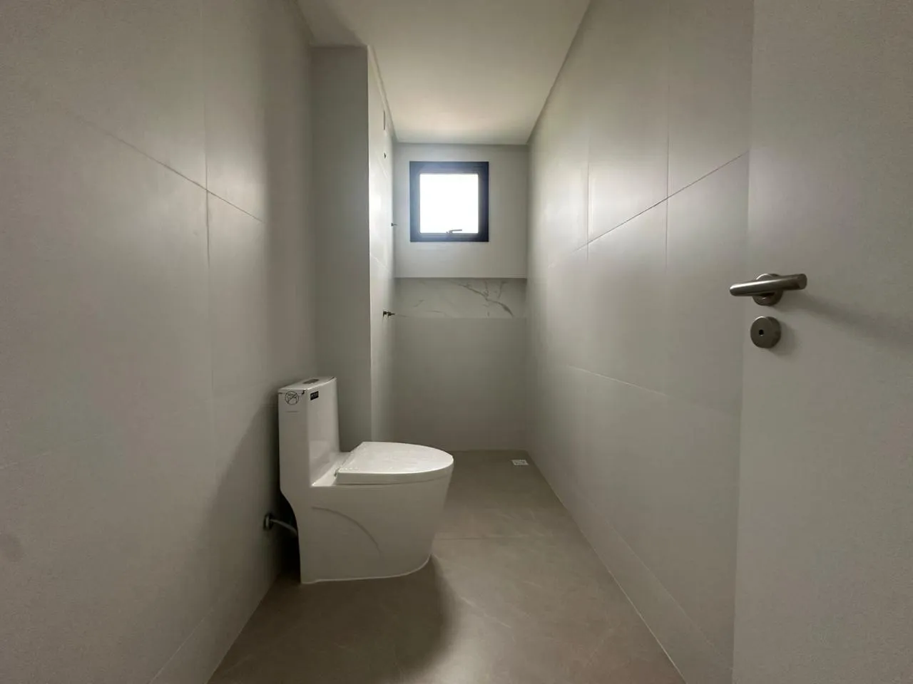 Imagem Apartamento com vista para o mar à venda com 122m2 por R$ 2.887.500,00