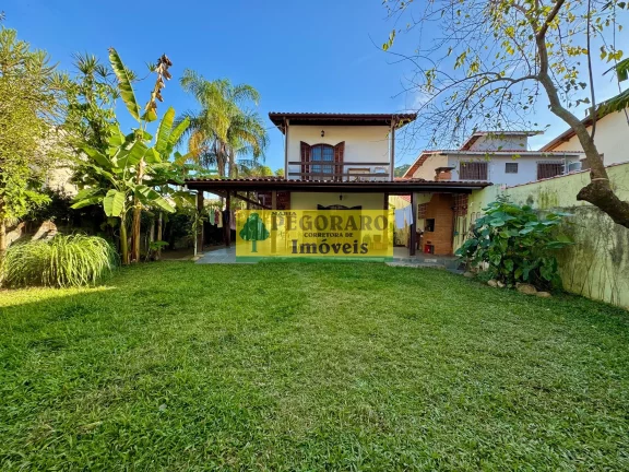 Imagem Casa à venda em Caraguatatuba Martim de Sá 3 quartos, 3 suítes, 1 sala, 3 banheiros, 10 vagas de garagem. 166m² de área.