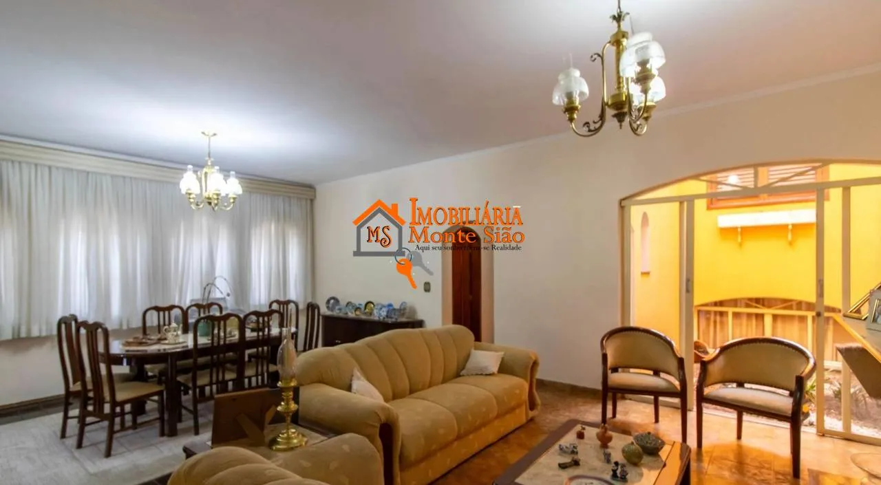 Imagem Sobrado com 5 dormitórios à venda, 500 m² por R$ 2.332.000 - Vila Galvão - Guarulhos/SP