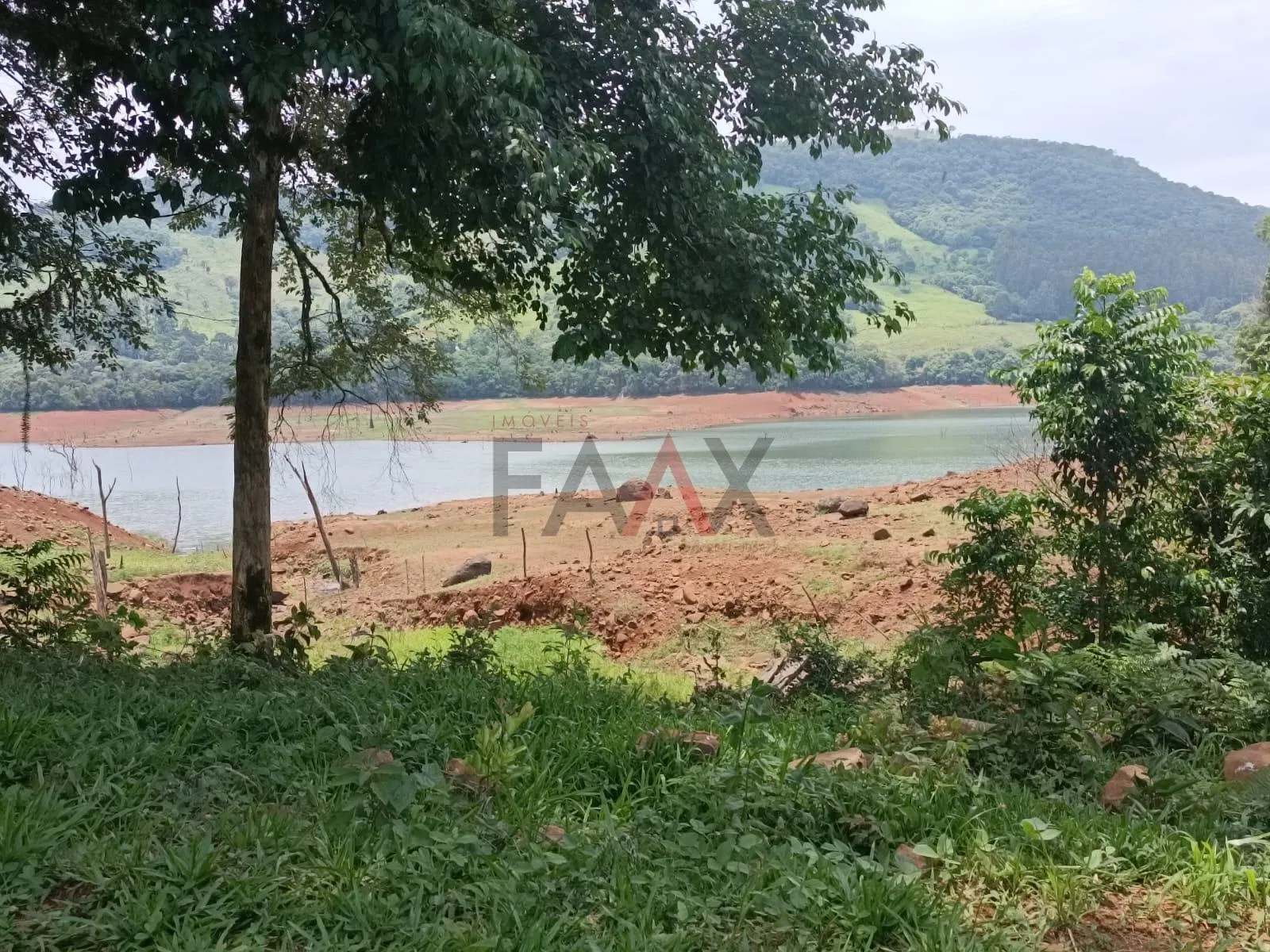 Imagem TERRENO NO PARAÍSO ALAGADO FAXINAL DO CÉU - LAGEADO FEIO- PR - Feio só o nome