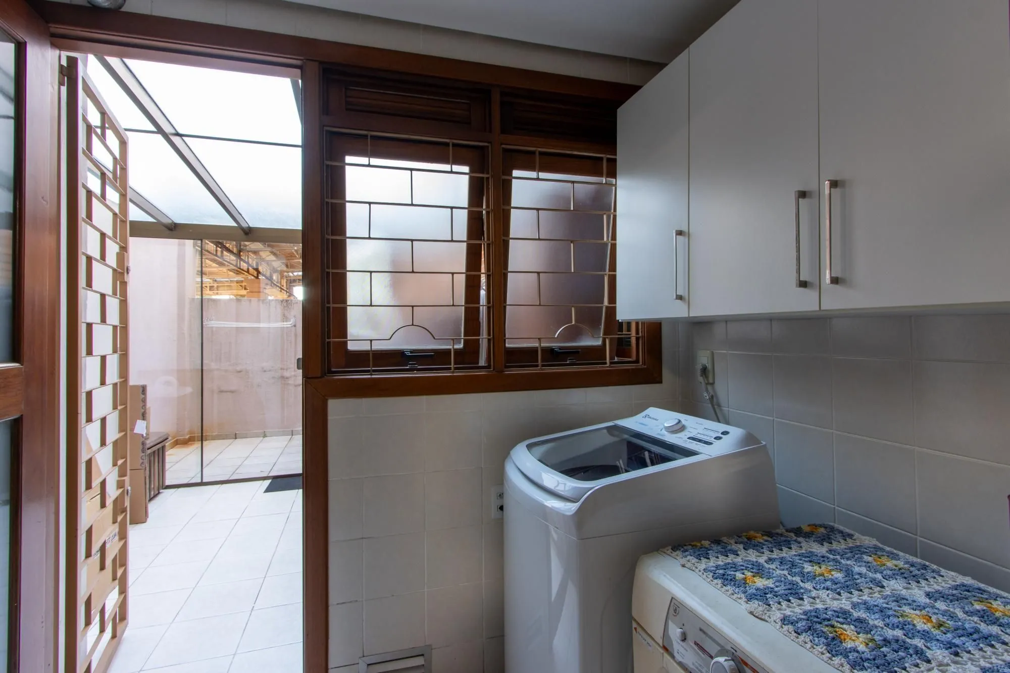 Imagem Apartamento de 4 dormitórios, 1 suíte e 2 vagas escrituradas - Bairro Ipanema.