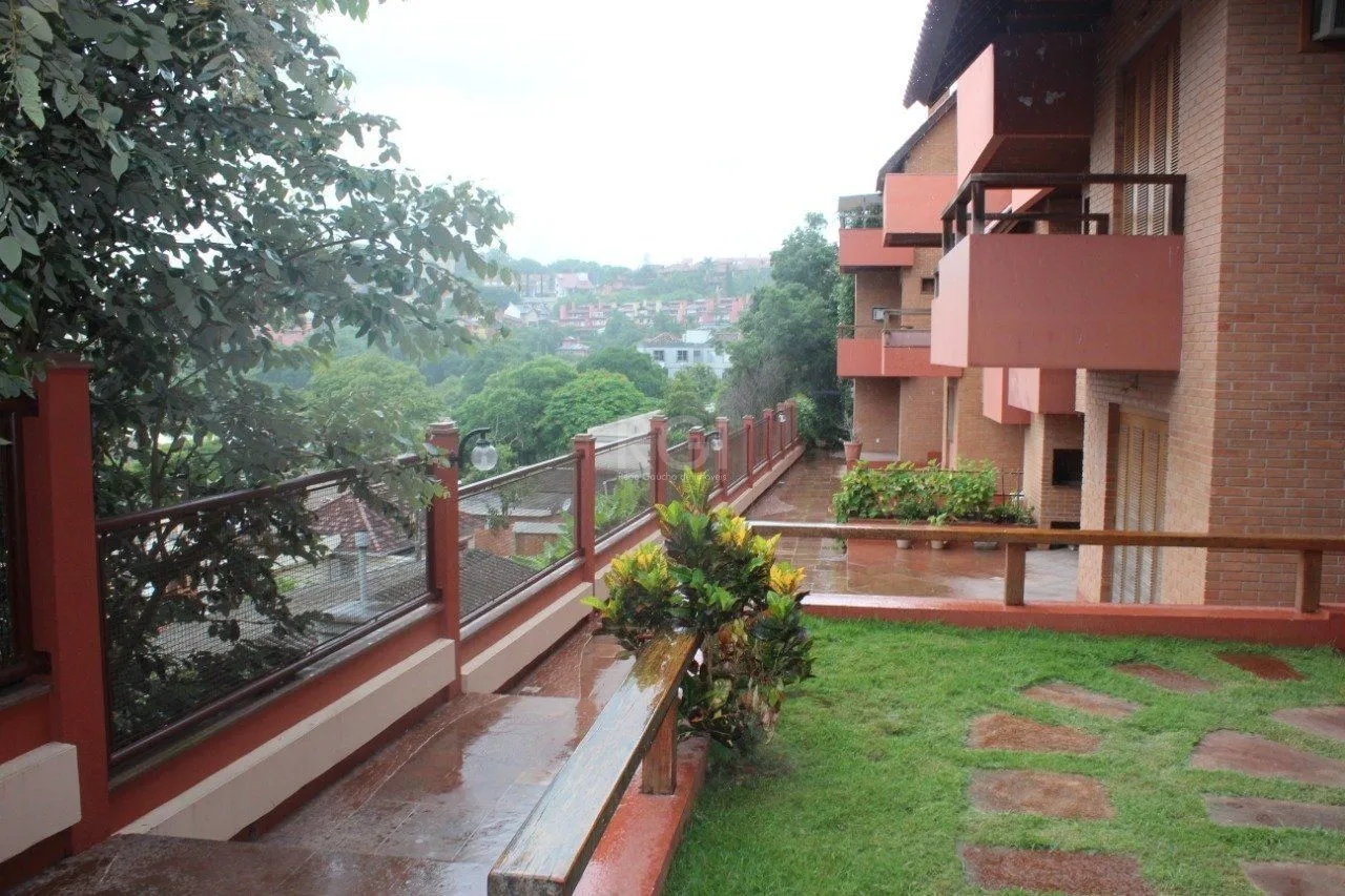 Imagem Casa Condominio para Venda - 379.23m², 4 dormitórios, sendo 1 suites, 2 vagas - Menino Deus