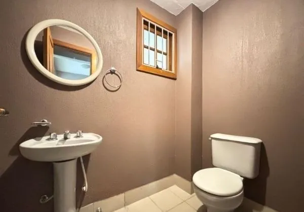 Imagem casa sobrado na Medianeira com 4 dormitórios