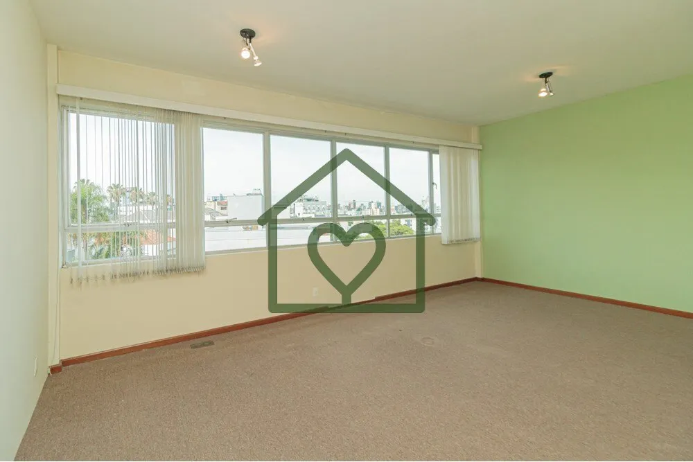 Imagem Sala Comercial no Bairro Petrópolis Apresentamos uma ótima sala comercial, ideal para escritórios...