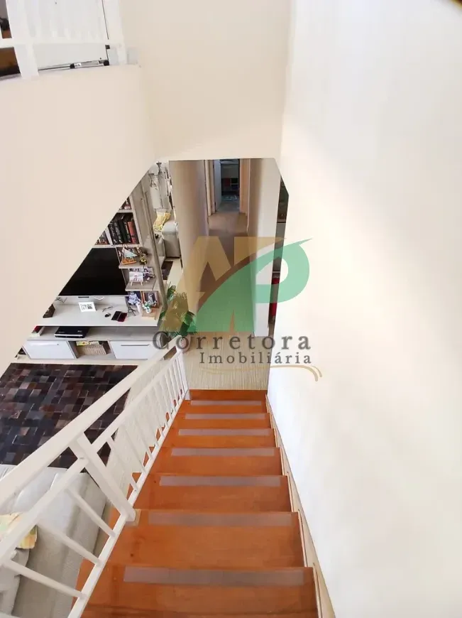 Imagem Cobertura com 3 Quartos à Venda, 166 m² em Jardim Henriqueta - Taboão da Serra
