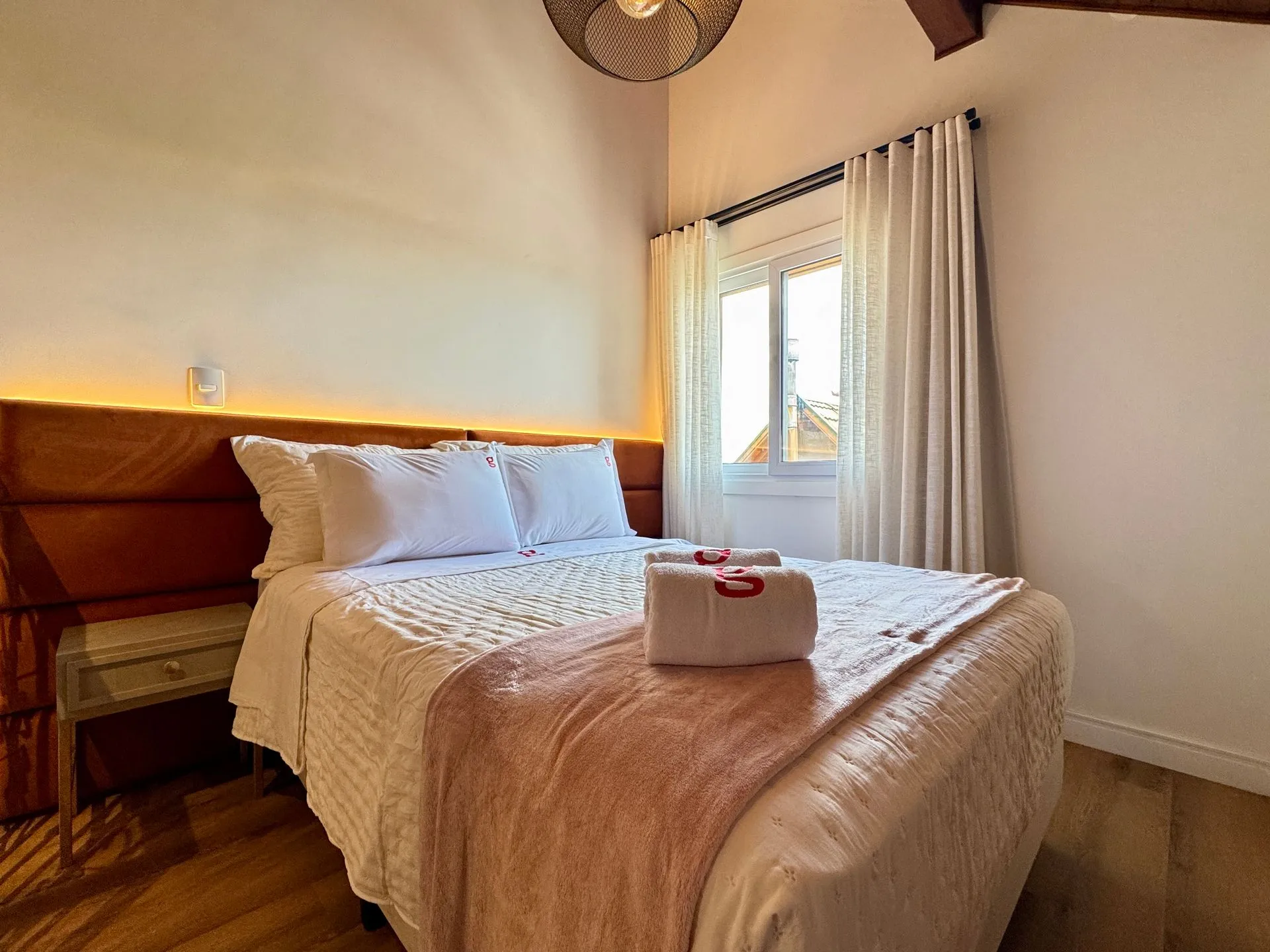 Imagem Duplex à venda em Gramado, Carniel, com 3 quartos, 88m2