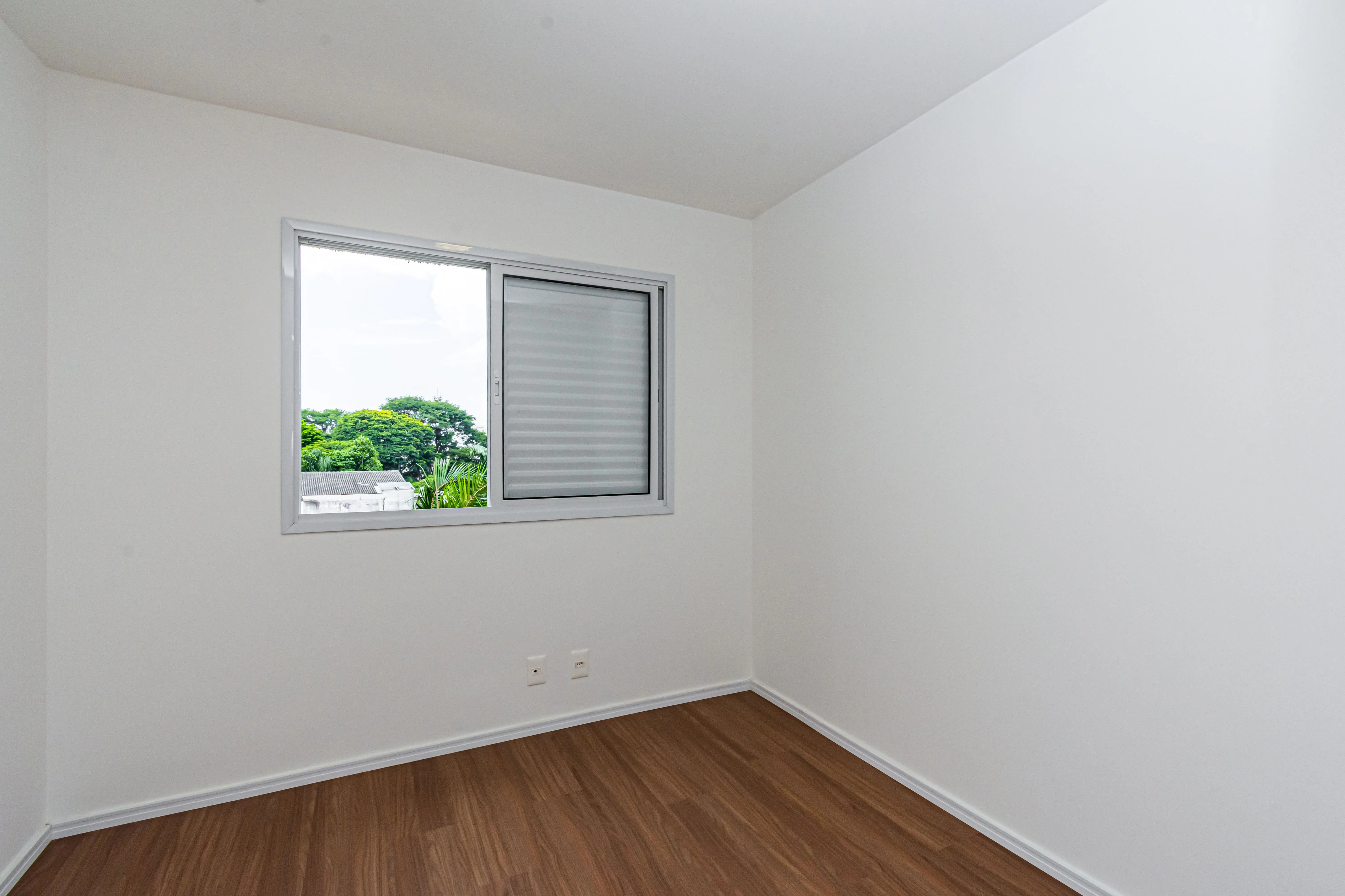 Imagem VENDO LINDO APTO DE 02 DORMITÓRIOS NO CONDOMÍNIO VILLA REAL!