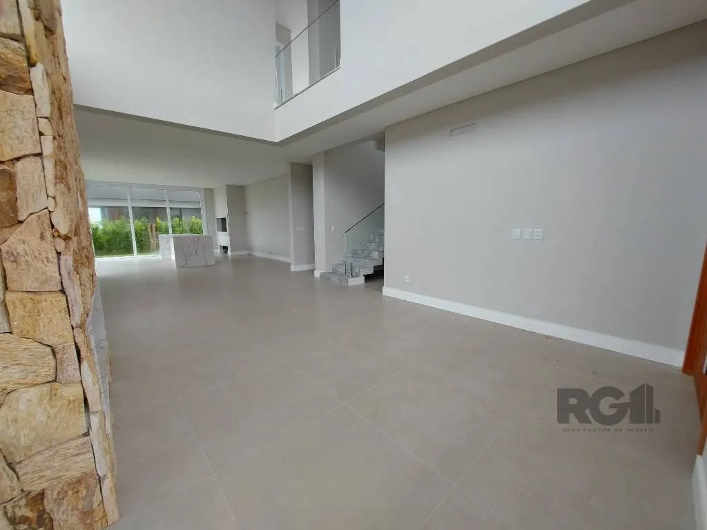 Imagem Casa de Condomínio em Atlântida Sul